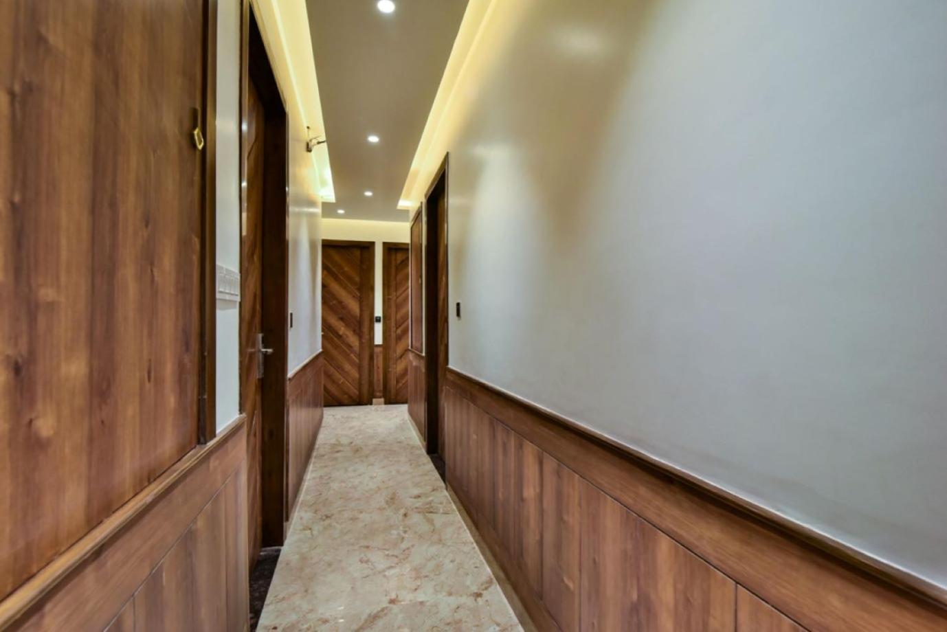 Hotel Rv Golden Amritsar Esterno foto