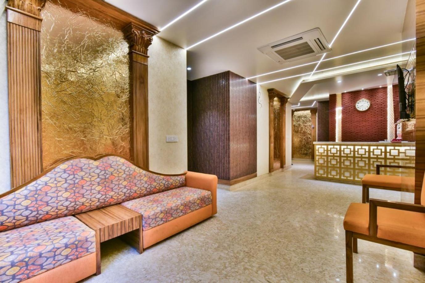 Hotel Rv Golden Amritsar Esterno foto
